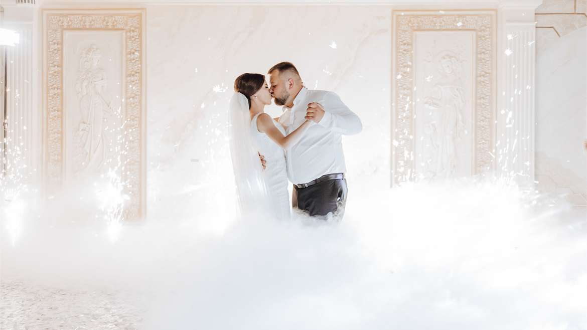 Cloud Dancing Firework