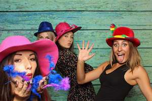 Party_2